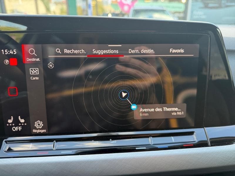Volkswagen Golf Life | 1.5 TSI 131cv | Carplay | Caméra | GPS | Sièges Av chauffants - 15