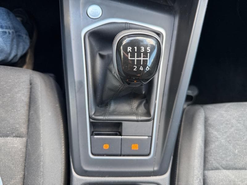 Volkswagen Golf Life | 1.5 TSI 131cv | Carplay | Caméra | GPS | Sièges Av chauffants - 27
