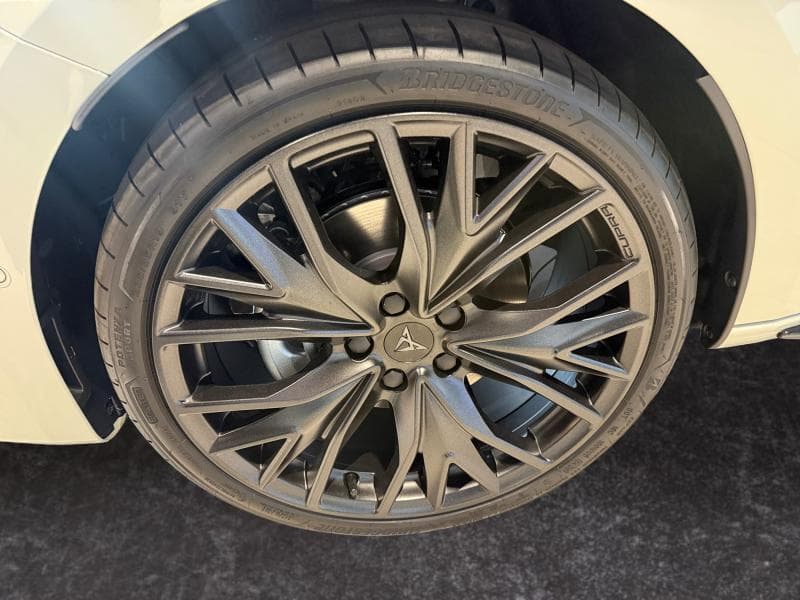 Cupra Leon Impulse Light - 9