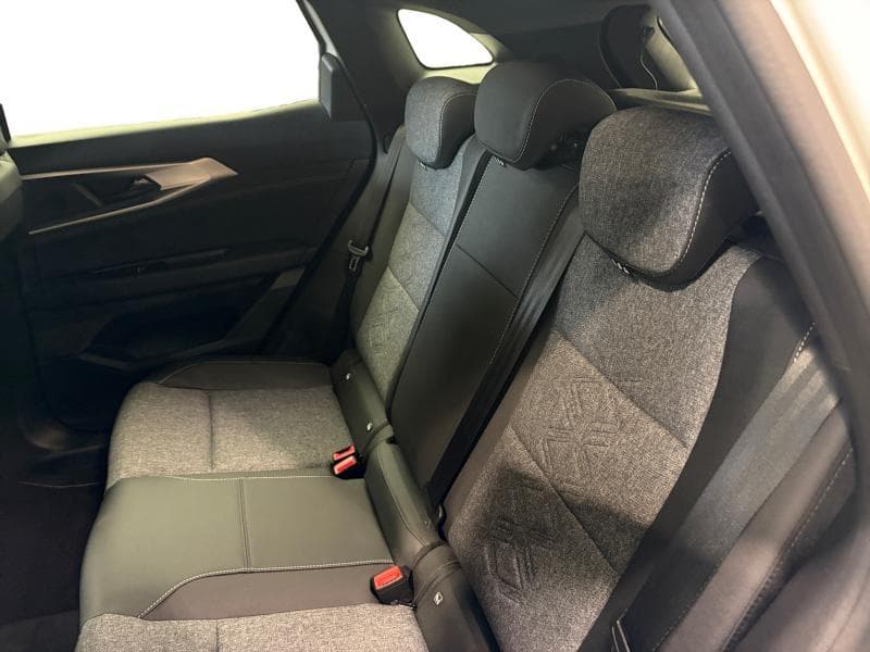 Renault Austral Techno | 1.2 200cv | CarPlay | SolarBay | Pack Winter | GPS - 16