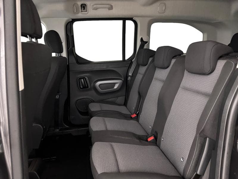 Toyota ProAce VERSO | 1.5 diesel 131 CV | 7 places | Camera | GPS | Attache remorque - 13