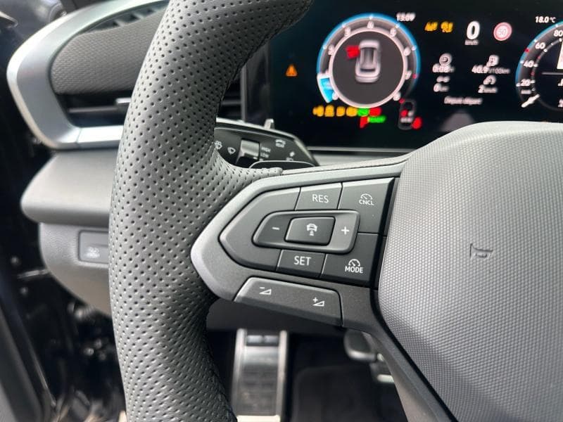 Volkswagen T-Roc R-Line | caméra | car play | harman kardon | toit ouvrant - 16