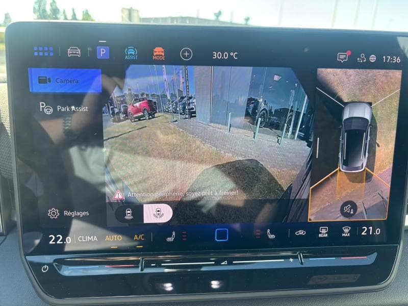 Volkswagen T-Roc R-Line | caméra | car play | harman kardon | toit ouvrant - 21