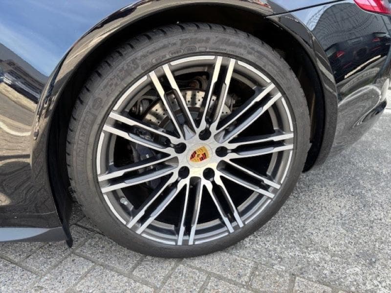 Porsche 991 911 Carrera 4 Black Edition | 3.4 349cv | toit panoramique | échappement sport | 4 roues motrices | Bose | - 13