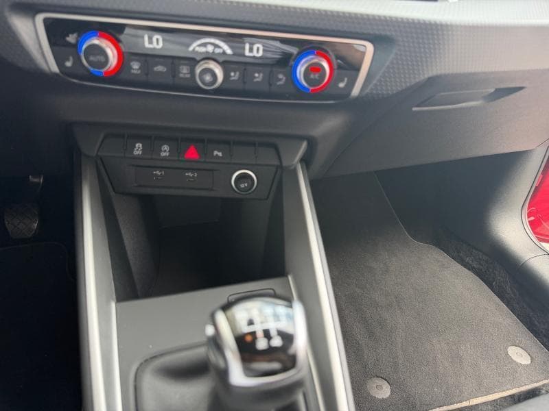 Audi A1 S-Line| 1.0 TFSI 116cv | Carplay | Capteurs AV+AR | Clim auto @ Jantes alu | Led | Virtual Cockpit - 23
