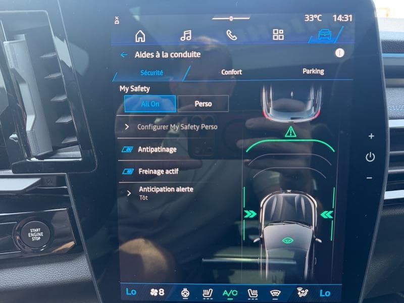 Renault Austral Iconic Esprit Alpine | 1.2 Hybrid 200 cv | 4-Control | Carplay | Cruise | Alu - 19