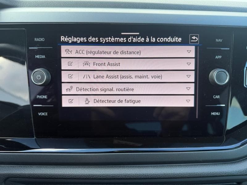 Volkswagen Taigo R-Line | 1.0 110cv | carplay | camera arr | sieges av chauffant - 22