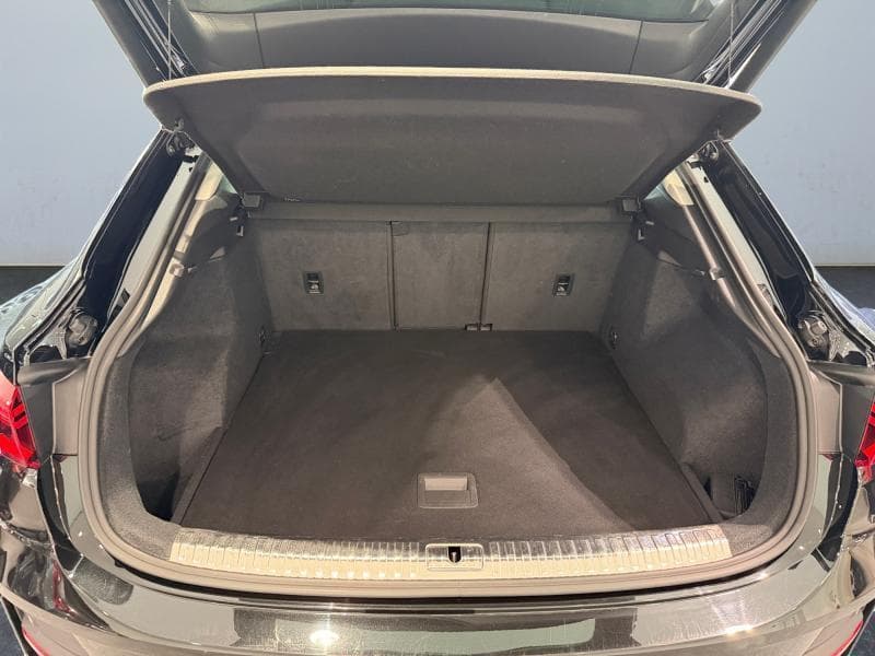 Audi Q3 Sportback | S-line | 1.5 TFSI 150 CV | Carplay | Camera | Keyless | Attelage - 27