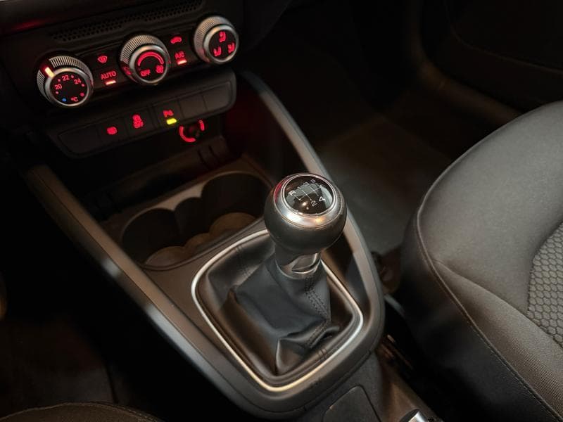 Audi A1 1.0 TFSI 95 CV | Capteurs AV ARR | Clim Auto | Bluetooth - 24