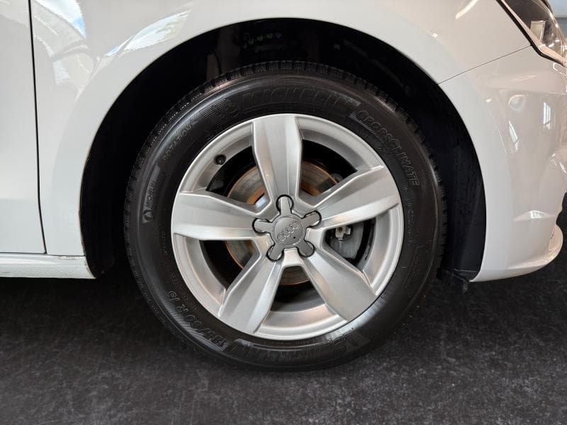 Audi A1 1.0 TFSI 95 CV | Capteurs AV ARR | Clim Auto | Bluetooth - 9