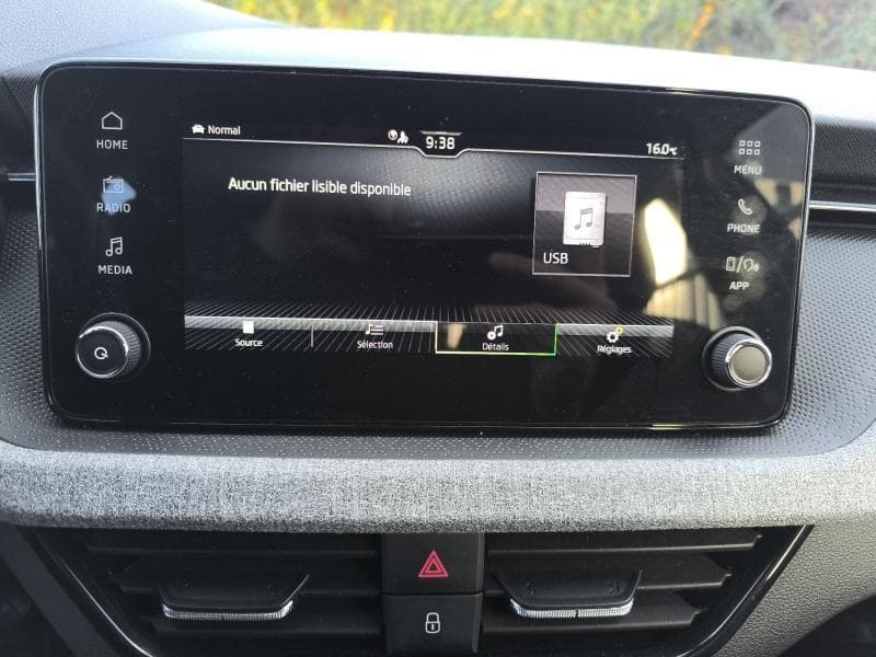 Skoda Kamiq Family | 1.0 Tsfi 116 cv | Clim auto | Caméra | Alu | Carplay - 19