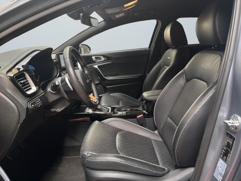Kia Pro Ceed ProCeed GT | 1.6 T-GDi ISG DCT 160 cv | Cuir | Clim | Gps | Alu - 10