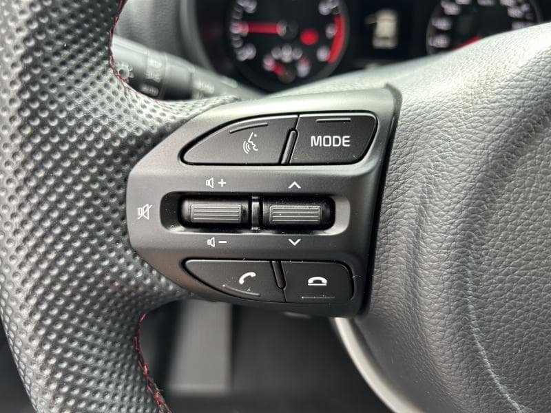 Kia Picanto GT Line | 1.0 essence 67 CV | Camera | GPS | Sieges av et volant chauffants | Cruise control - 26