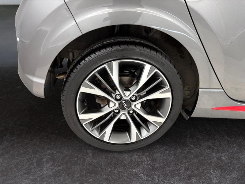 Kia Picanto GT Line | 1.0 essence 67 CV | Camera | GPS | Sieges av et volant chauffants | Cruise control - 12
