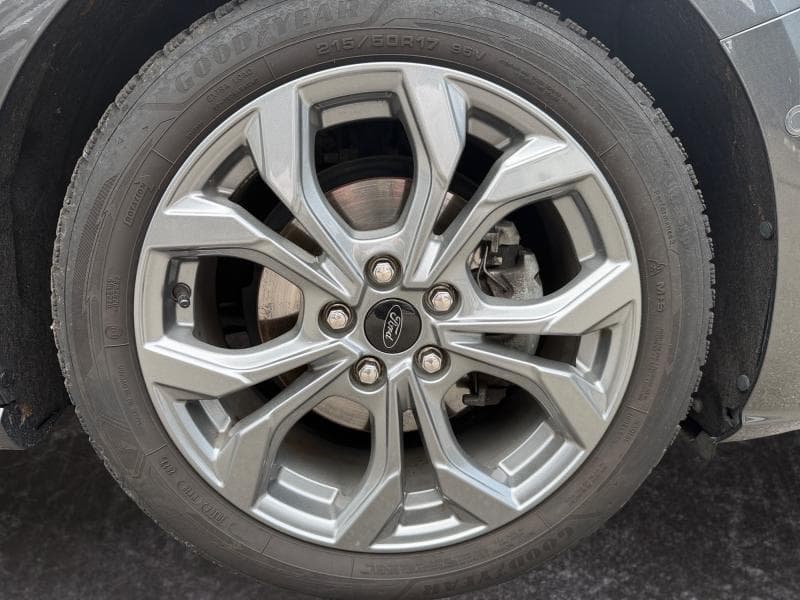 Ford Focus ST-Line | 1.5 Diesel 120 cv | clim auto | siege et volant chauffant | camera de recul | gps - 21