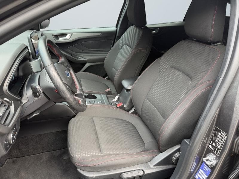 Ford Focus ST-Line | 1.5 Diesel 120 cv | clim auto | siege et volant chauffant | camera de recul | gps - 10