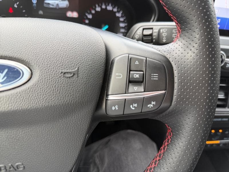 Ford Focus ST-Line | 1.5 Diesel 120 cv | clim auto | siege et volant chauffant | camera de recul | gps - 19