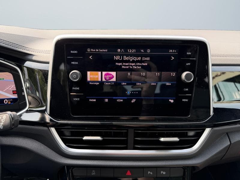 Volkswagen T-Roc R-line | 1.5 TSI 150 CV | Clim Auto | Camera de recul | Hayon electrique | CarPlay - 17