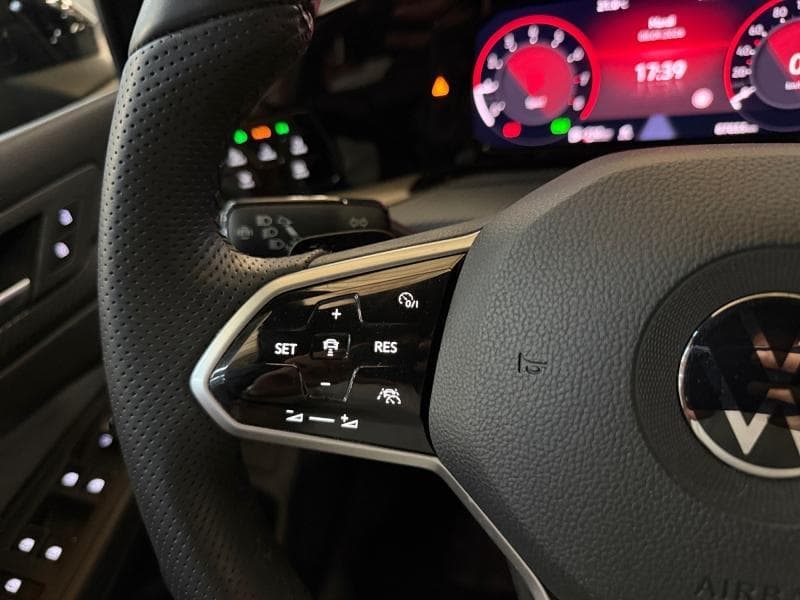 Volkswagen Golf 1.5 131cv | car play | roue de secours | harman kardon | caméra | R Line - 15