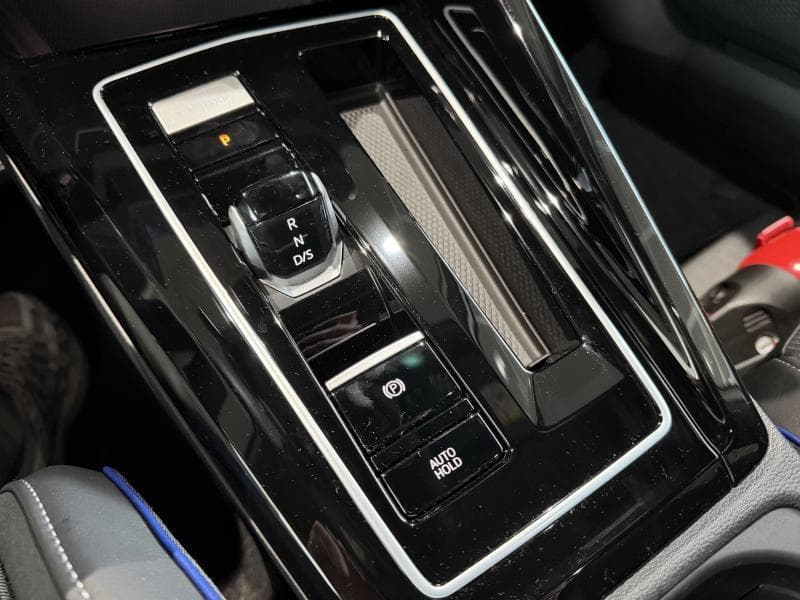 Volkswagen Golf VIII R-Line Business Premium - Phare Matrix - Harman Kardon - KIT HIVER SUR JANTES ALU - 45