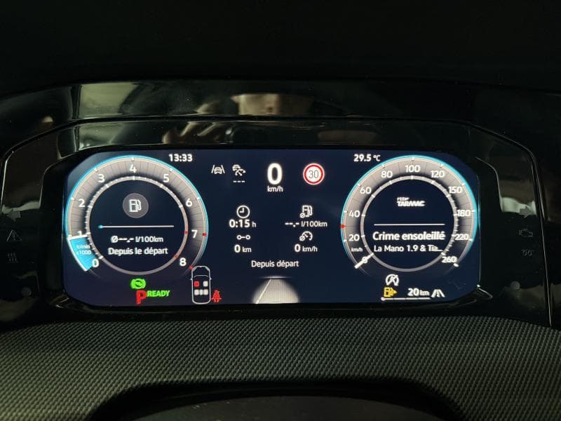 Volkswagen Golf VIII R-Line Business Premium - Phare Matrix - Harman Kardon - KIT HIVER SUR JANTES ALU - 29