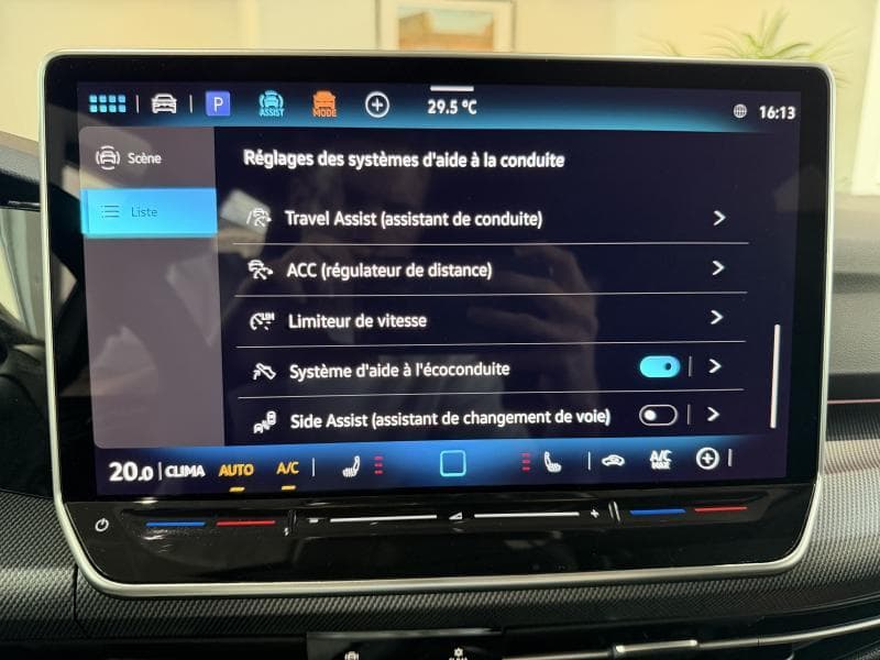 Volkswagen Golf VIII R-Line Business Premium - Phare Matrix - Harman Kardon - KIT HIVER SUR JANTES ALU - 37