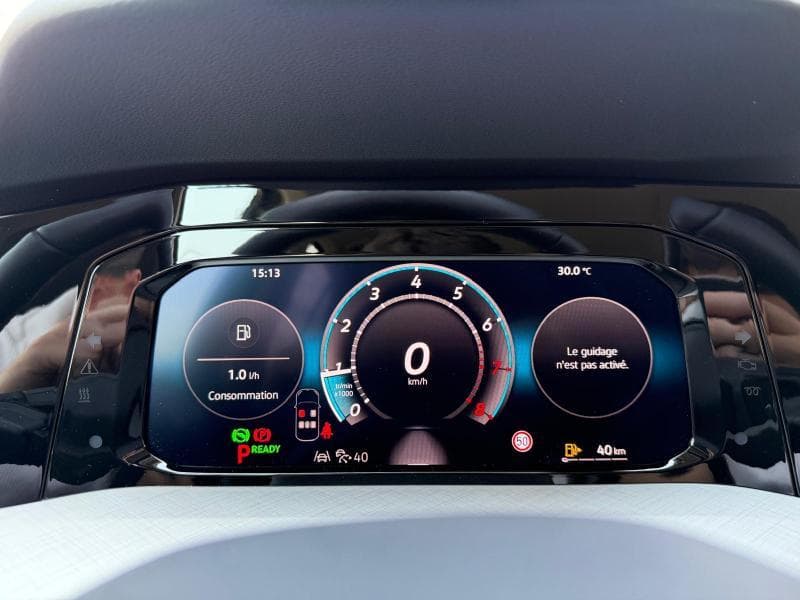 Volkswagen Golf VIII Life Business - Climatronic - KIT HIVER - 24