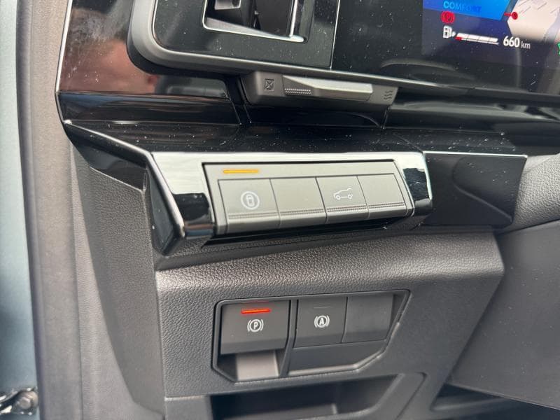Renault Espace Iconic | 1.2 Hybrid 200cv | 4Control | SolarBay | Pack Winter | - 30