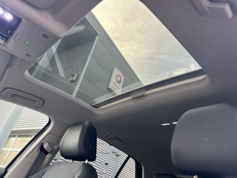 Volkswagen Golf Style Bussiness | 1.5 EST 116CH | Toit ouvrant | Caplay | Boite Auto | Clim Auto | - 25