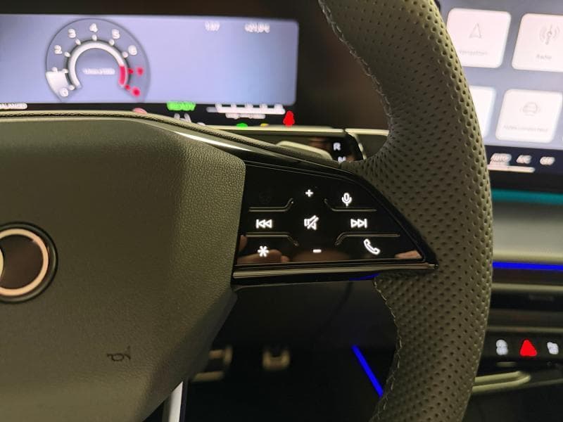 Audi Q3 S-Line Int/Ext | 1.5 TFSI 150 CV | Carplay | Camera | Toit Ouvr | Keyless - 25