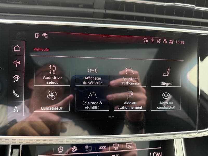 Audi Q7 S Line | 3.0 TDI 285CV | 7 Places | 4x4 | Carplay | GPS | Caméra | Toit ouvrant | Led Matrix | Attelage | Vortual Cockpit | Sièges AV chauffants | Capteurs AV+AR | Clim Auto |  Bluethooth - 23