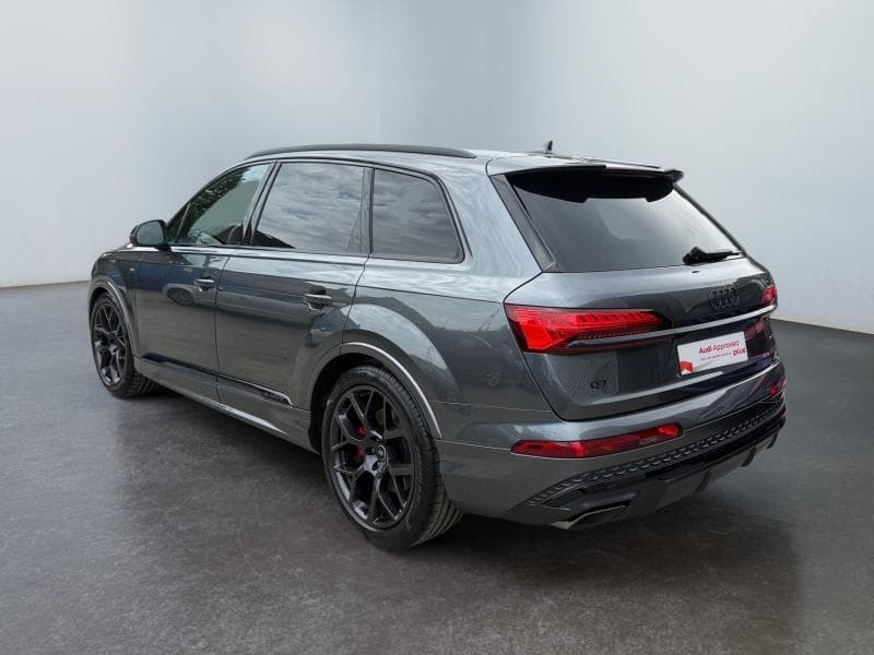 Audi Q7 S Line | 3.0 TDI 285CV | 7 Places | 4x4 | Carplay | GPS | Caméra | Toit ouvrant | Led Matrix | Attelage | Vortual Cockpit | Sièges AV chauffants | Capteurs AV+AR | Clim Auto |  Bluethooth - 7