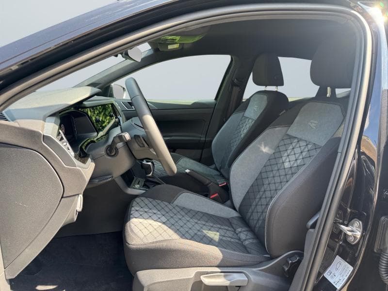 Volkswagen Polo R-Line | DSG7 95cv TSI | Carplay-Android | Keyless | Caméra - 10