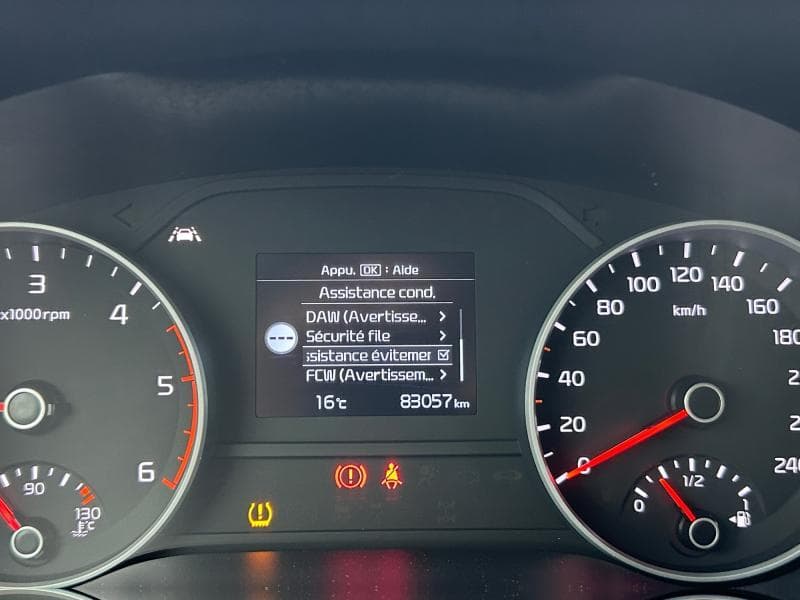 Kia Sportage 1.6 CRDI 116 Cv | Attelage |  Carplay | Camera | GPS - 16