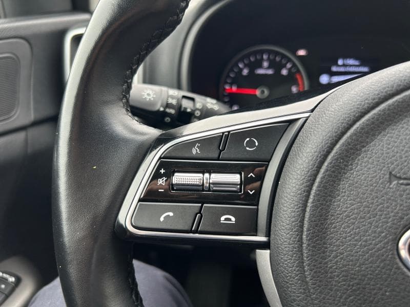 Kia Sportage 1.6 CRDI 116 Cv | Attelage |  Carplay | Camera | GPS - 25