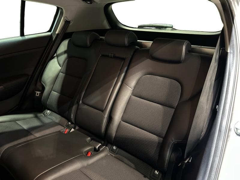 Kia Sportage 1.6 CRDI 116 Cv | Attelage |  Carplay | Camera | GPS - 12