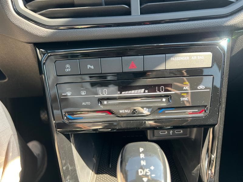 Volkswagen T-Cross GOAL | 1.0 TSI 116CH | Boite Auto | App Connect | Caméra | Clim Auto | - 21