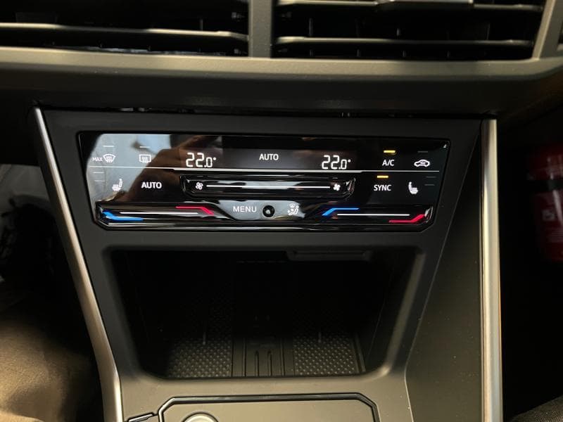 Volkswagen Taigo Life Business | 1.0 TSI 116CH | App connect | Caméra | Toit Ouvrant | GPS | - 21