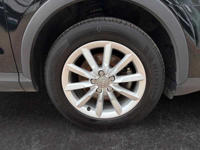 Audi Q3 Attraction - 9