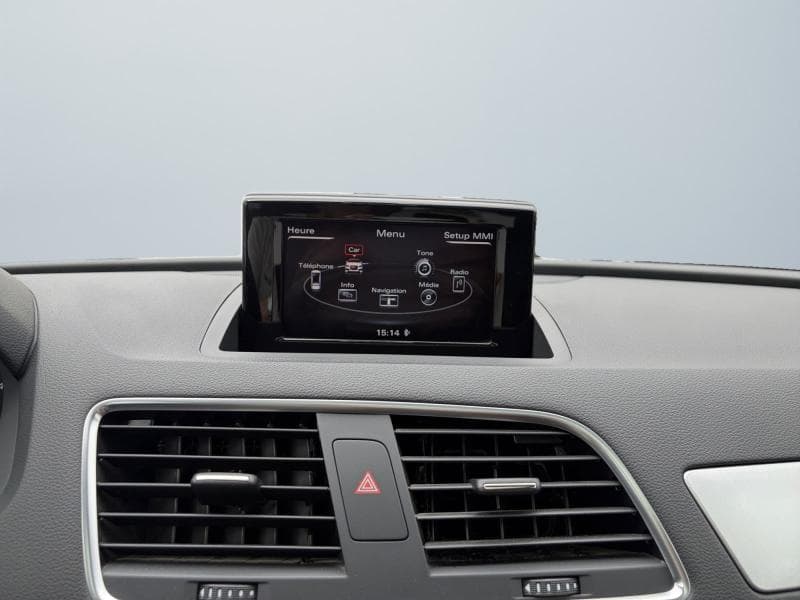 Audi Q3 Attraction - 16