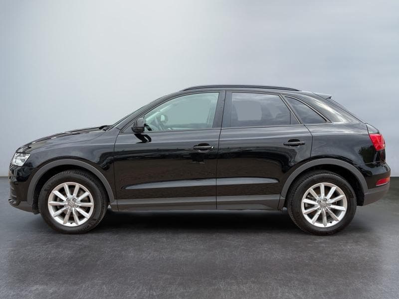 Audi Q3 Attraction - 4