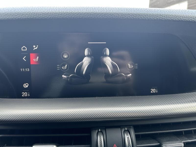 Alfa Romeo Stelvio Sprint | 2.2 diesel 160 CV | Camera | Toit ouvrant et pano | Sieges av et volant chauffants | GPS - 23