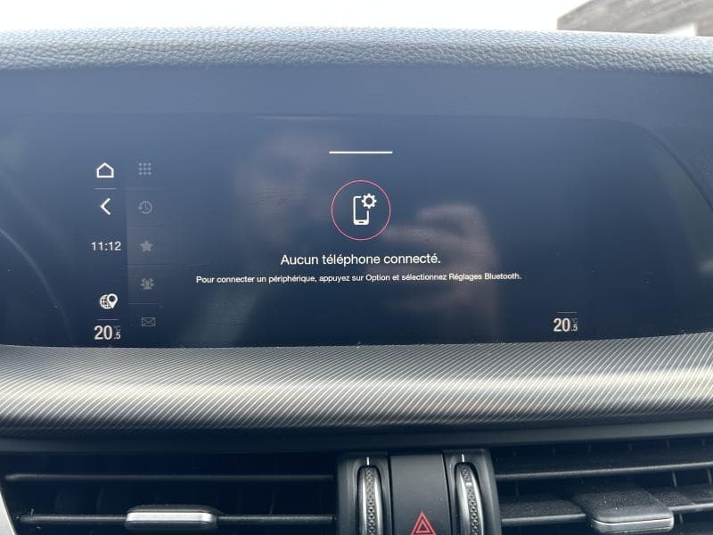Alfa Romeo Stelvio Sprint | 2.2 diesel 160 CV | Camera | Toit ouvrant et pano | Sieges av et volant chauffants | GPS - 25