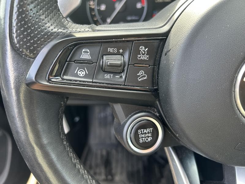 Alfa Romeo Stelvio Sprint | 2.2 diesel 160 CV | Camera | Toit ouvrant et pano | Sieges av et volant chauffants | GPS - 30
