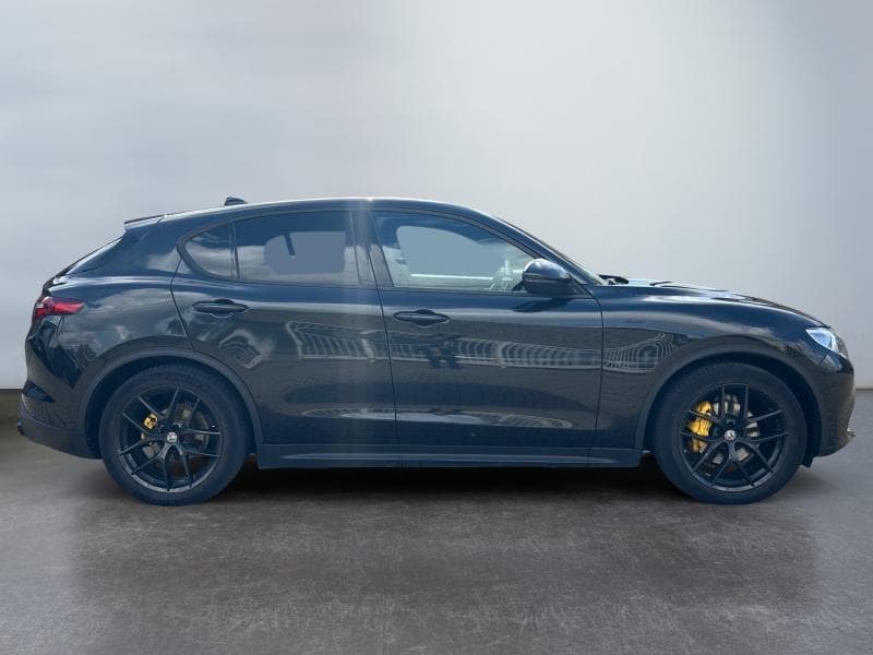 Alfa Romeo Stelvio Sprint | 2.2 diesel 160 CV | Camera | Toit ouvrant et pano | Sieges av et volant chauffants | GPS - 4