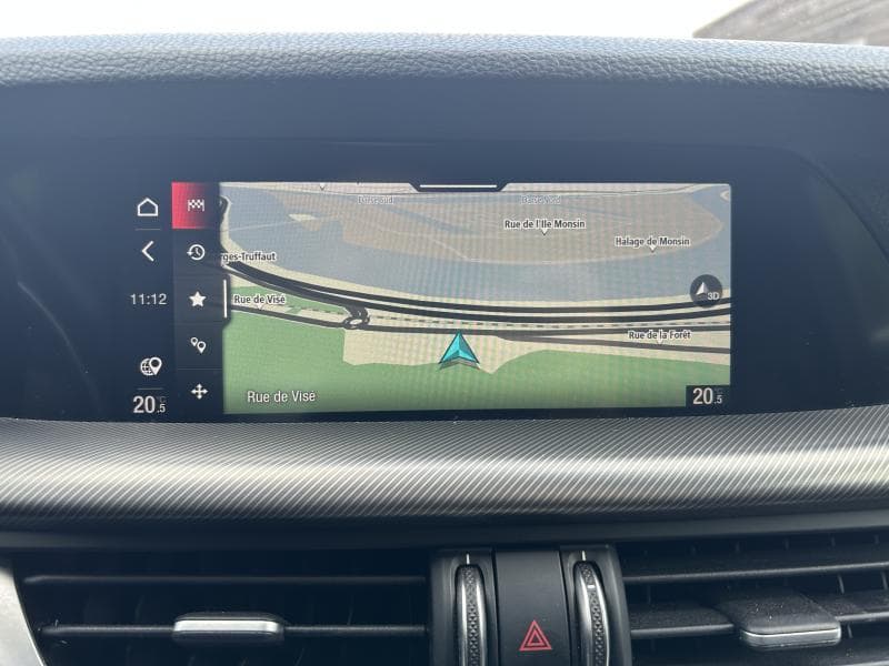 Alfa Romeo Stelvio Sprint | 2.2 diesel 160 CV | Camera | Toit ouvrant et pano | Sieges av et volant chauffants | GPS - 18