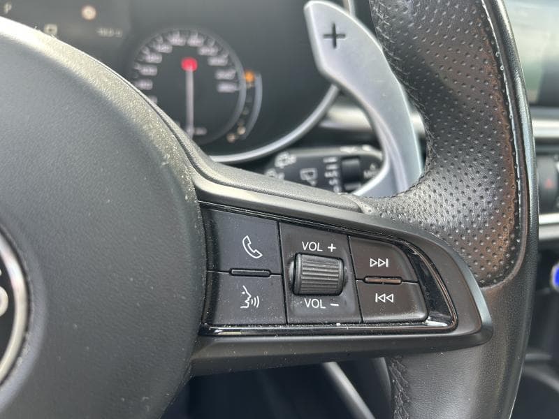 Alfa Romeo Stelvio Sprint | 2.2 diesel 160 CV | Camera | Toit ouvrant et pano | Sieges av et volant chauffants | GPS - 31