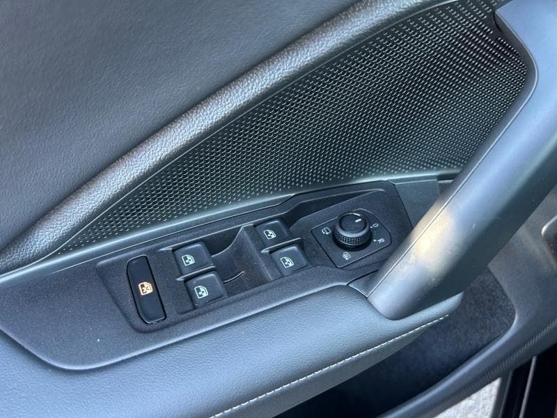 Volkswagen Tiguan Life | 2.0 TDI 150Cv | Attelage | Camera | Carplay | Sièges AV chauffants - 29
