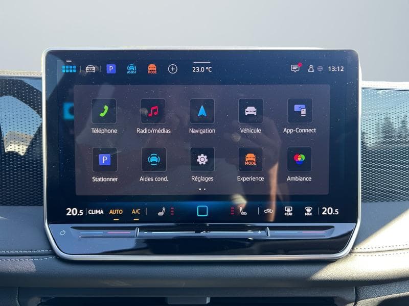 Volkswagen Tiguan Life | 2.0 TDI 150Cv | Attelage | Camera | Carplay | Sièges AV chauffants - 15