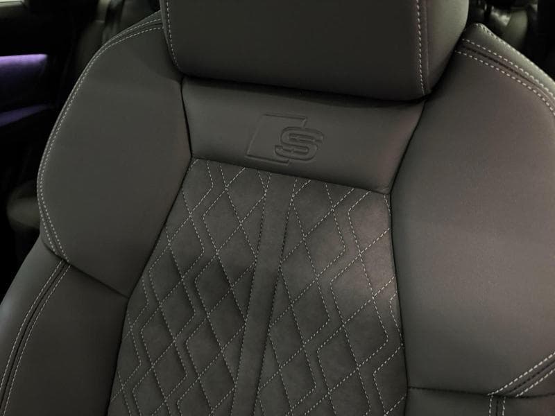Audi Q4 e-tron suv - 26